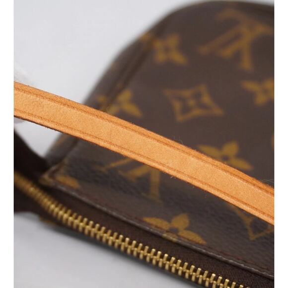 Louis Vuitton Monogram Pochette Accessoires Shoulder Bag - Picture 10 of 11